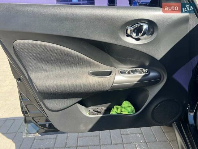 Черный Ниссан Жук, объемом двигателя 1.6 л и пробегом 115 тыс. км за 10030 $, фото 28 на Automoto.ua