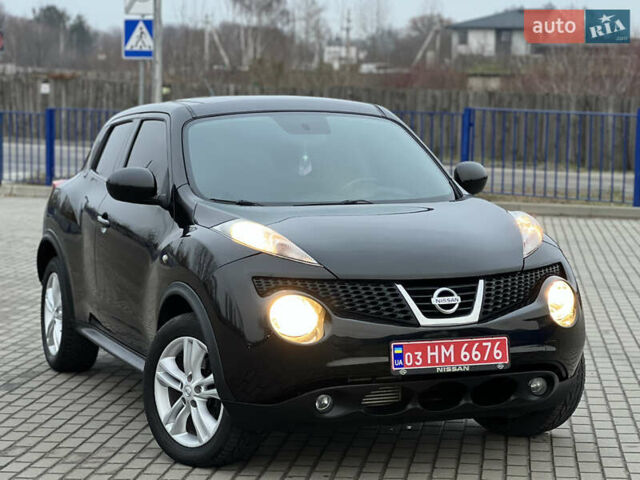 Черный Ниссан Жук, объемом двигателя 1.5 л и пробегом 232 тыс. км за 7750 $, фото 1 на Automoto.ua