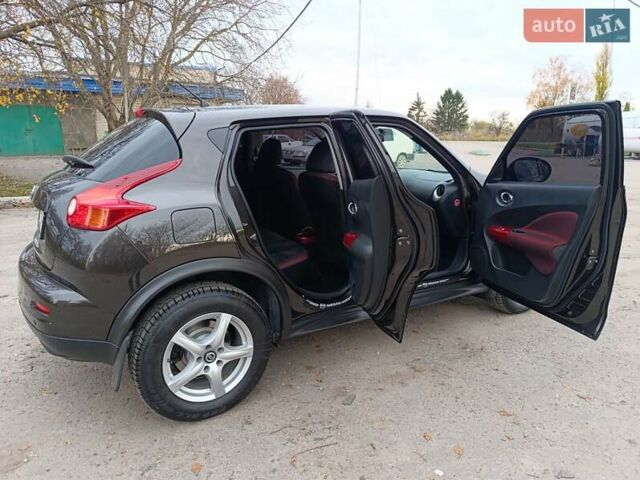 Черный Ниссан Жук, объемом двигателя 1.5 л и пробегом 244 тыс. км за 8222 $, фото 11 на Automoto.ua