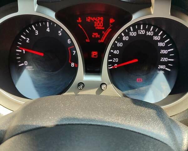 Чорний Ніссан Жук, об'ємом двигуна 1.62 л та пробігом 124 тис. км за 10000 $, фото 9 на Automoto.ua