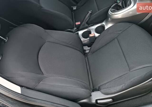 Черный Ниссан Жук, объемом двигателя 1.5 л и пробегом 163 тыс. км за 8250 $, фото 41 на Automoto.ua