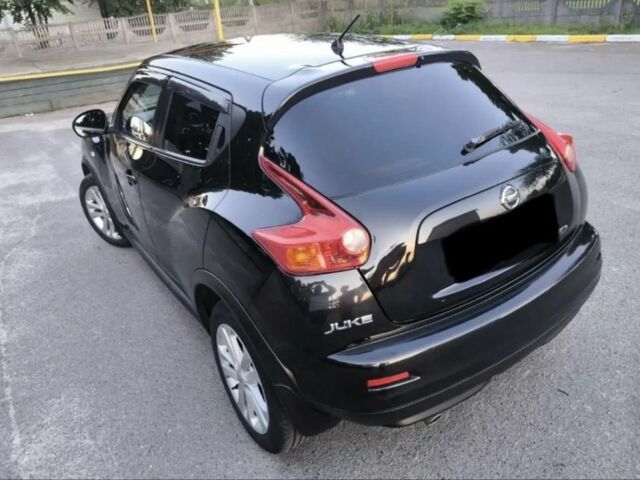 Черный Ниссан Жук, объемом двигателя 1.6 л и пробегом 153 тыс. км за 9500 $, фото 4 на Automoto.ua