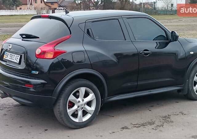 Черный Ниссан Жук, объемом двигателя 1.5 л и пробегом 163 тыс. км за 8250 $, фото 21 на Automoto.ua