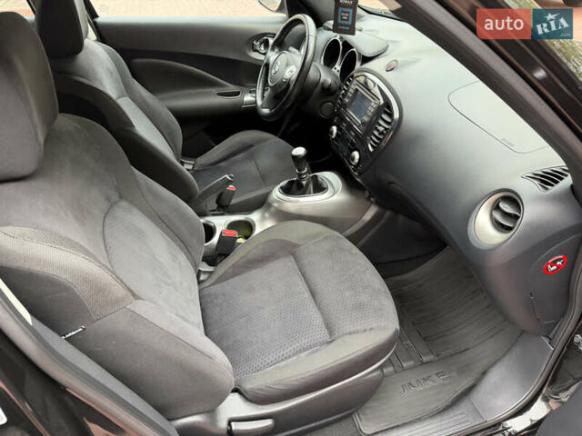 Черный Ниссан Жук, объемом двигателя 1.5 л и пробегом 184 тыс. км за 9300 $, фото 57 на Automoto.ua