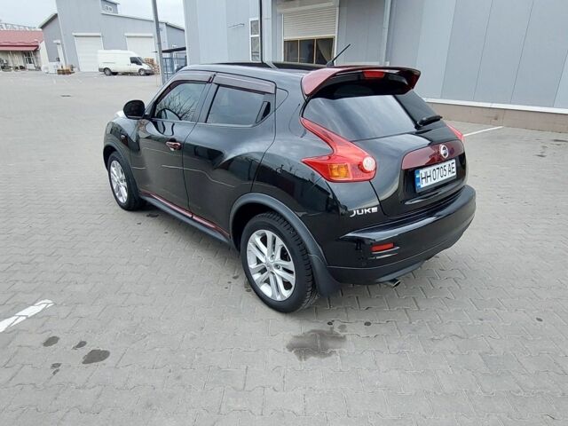 Черный Ниссан Жук, объемом двигателя 1.6 л и пробегом 124 тыс. км за 10700 $, фото 2 на Automoto.ua