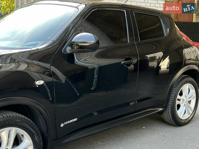 Черный Ниссан Жук, объемом двигателя 1.5 л и пробегом 229 тыс. км за 7800 $, фото 14 на Automoto.ua