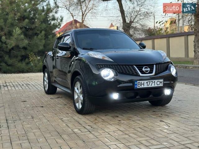 Черный Ниссан Жук, объемом двигателя 1.6 л и пробегом 117 тыс. км за 9900 $, фото 18 на Automoto.ua