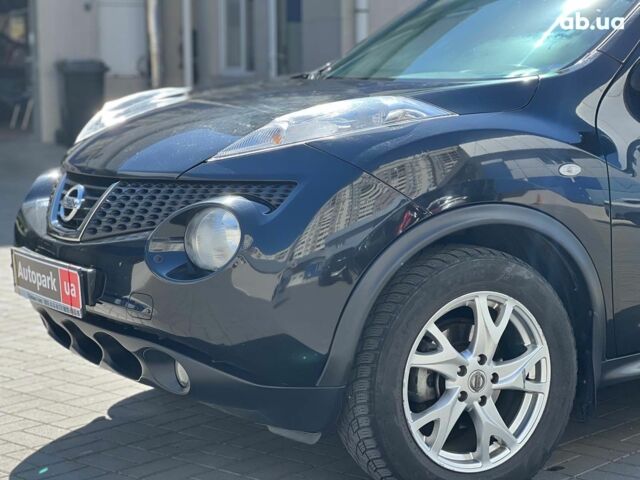 Черный Ниссан Жук, объемом двигателя 1.6 л и пробегом 115 тыс. км за 10030 $, фото 3 на Automoto.ua