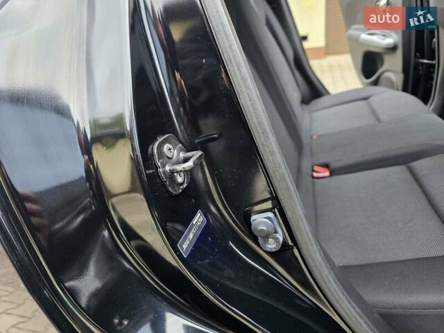 Черный Ниссан Жук, объемом двигателя 1.6 л и пробегом 105 тыс. км за 9499 $, фото 108 на Automoto.ua