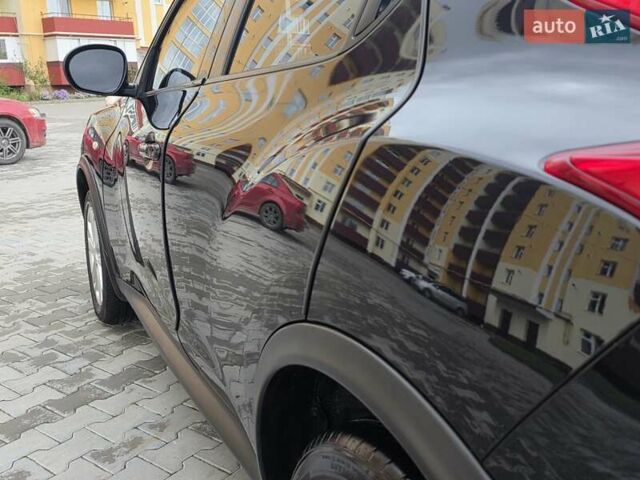 Черный Ниссан Жук, объемом двигателя 1.6 л и пробегом 105 тыс. км за 9499 $, фото 40 на Automoto.ua