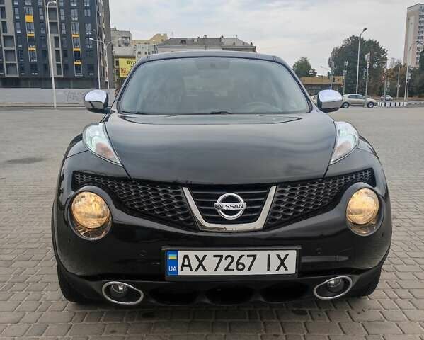 Черный Ниссан Жук, объемом двигателя 1.6 л и пробегом 135 тыс. км за 11000 $, фото 2 на Automoto.ua