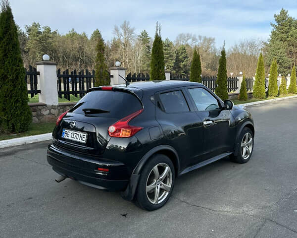 Черный Ниссан Жук, объемом двигателя 1.62 л и пробегом 216 тыс. км за 11000 $, фото 4 на Automoto.ua