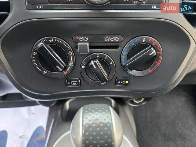 Черный Ниссан Жук, объемом двигателя 1.6 л и пробегом 105 тыс. км за 9499 $, фото 65 на Automoto.ua