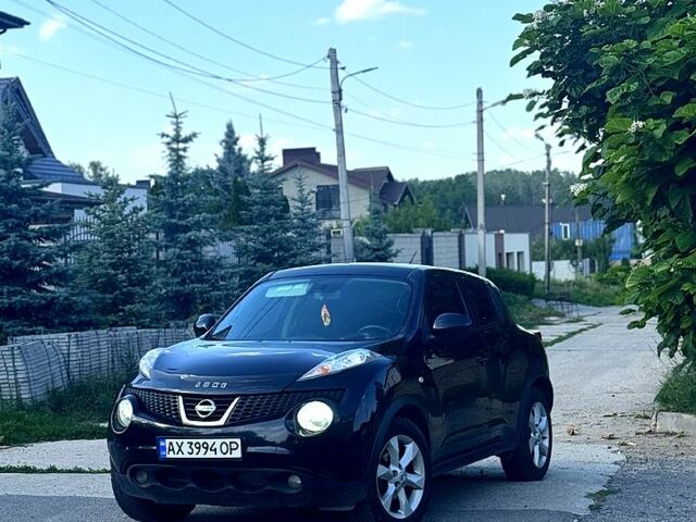 Чорний Ніссан Жук, об'ємом двигуна 1.6 л та пробігом 195 тис. км за 7500 $, фото 1 на Automoto.ua