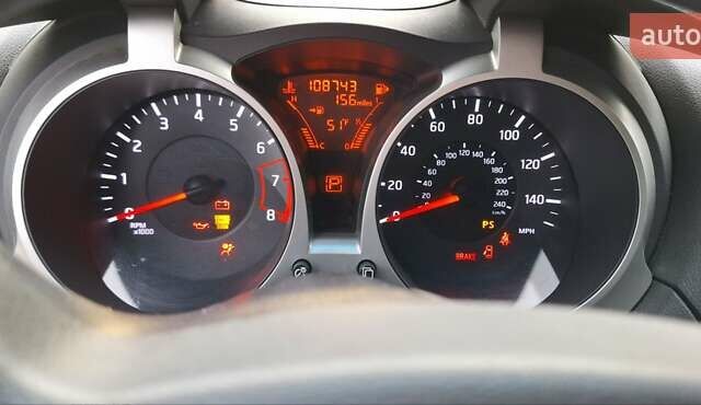 Черный Ниссан Жук, объемом двигателя 1.6 л и пробегом 170 тыс. км за 11000 $, фото 3 на Automoto.ua