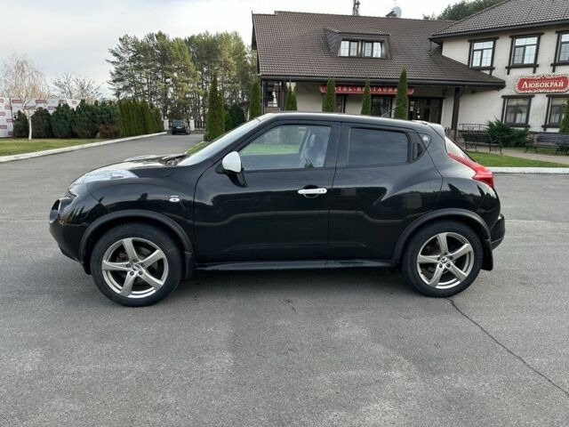 Чорний Ніссан Жук, об'ємом двигуна 1.6 л та пробігом 216 тис. км за 11000 $, фото 4 на Automoto.ua