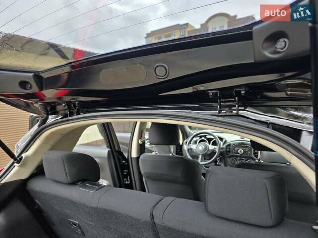 Черный Ниссан Жук, объемом двигателя 1.6 л и пробегом 105 тыс. км за 9499 $, фото 118 на Automoto.ua