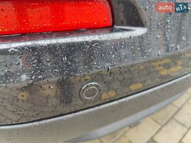 Черный Ниссан Жук, объемом двигателя 1.6 л и пробегом 237 тыс. км за 10900 $, фото 14 на Automoto.ua