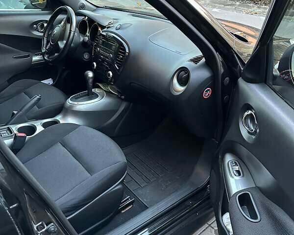 Черный Ниссан Жук, объемом двигателя 1.6 л и пробегом 103 тыс. км за 9700 $, фото 4 на Automoto.ua