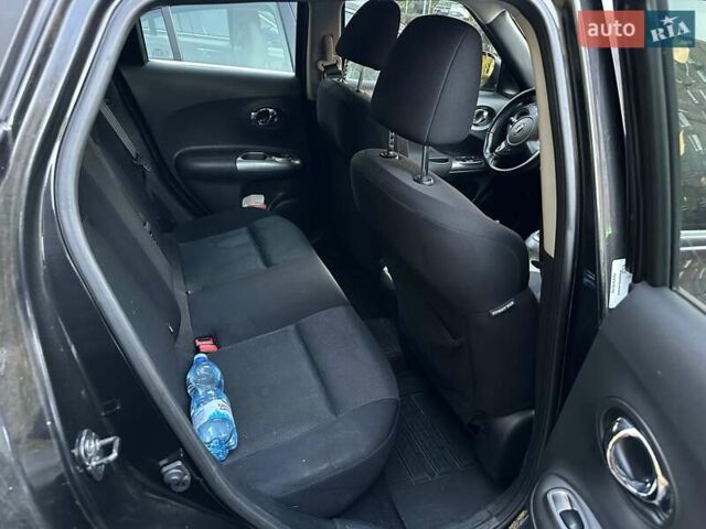 Черный Ниссан Жук, объемом двигателя 1.6 л и пробегом 103 тыс. км за 9700 $, фото 9 на Automoto.ua