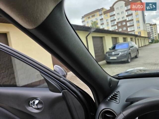 Черный Ниссан Жук, объемом двигателя 1.6 л и пробегом 105 тыс. км за 9499 $, фото 59 на Automoto.ua