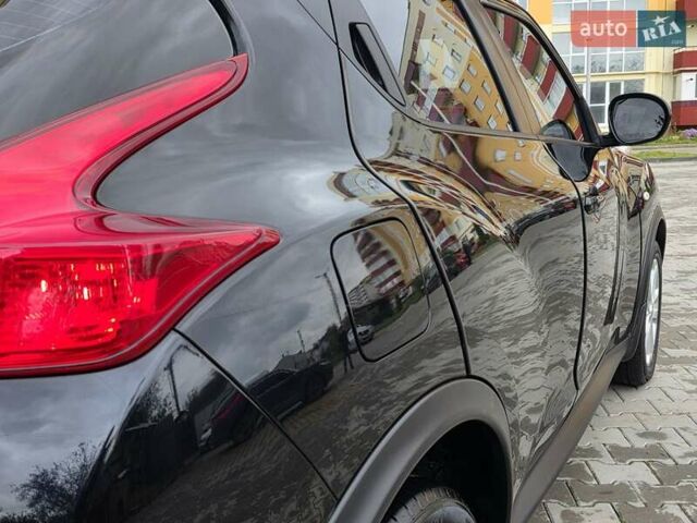 Черный Ниссан Жук, объемом двигателя 1.6 л и пробегом 105 тыс. км за 9499 $, фото 35 на Automoto.ua