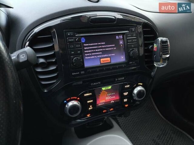 Черный Ниссан Жук, объемом двигателя 1.5 л и пробегом 240 тыс. км за 9000 $, фото 10 на Automoto.ua