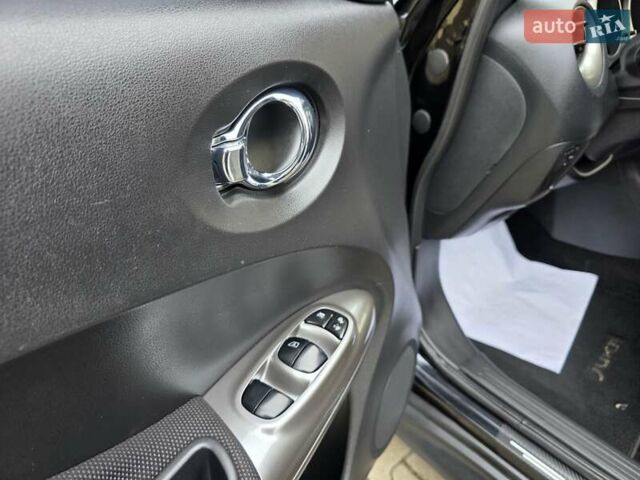 Черный Ниссан Жук, объемом двигателя 1.6 л и пробегом 105 тыс. км за 9499 $, фото 76 на Automoto.ua