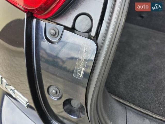 Черный Ниссан Жук, объемом двигателя 1.6 л и пробегом 105 тыс. км за 9499 $, фото 114 на Automoto.ua