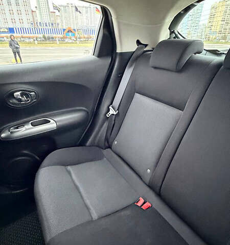 Черный Ниссан Жук, объемом двигателя 1.46 л и пробегом 187 тыс. км за 9300 $, фото 27 на Automoto.ua