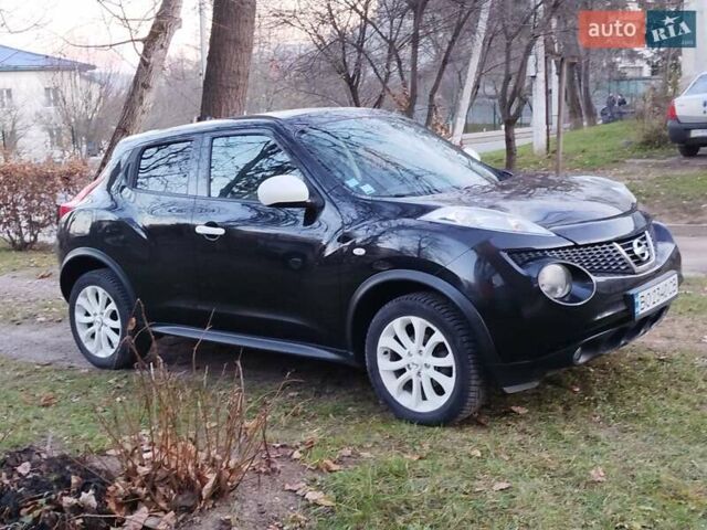 Черный Ниссан Жук, объемом двигателя 1.5 л и пробегом 240 тыс. км за 9000 $, фото 4 на Automoto.ua