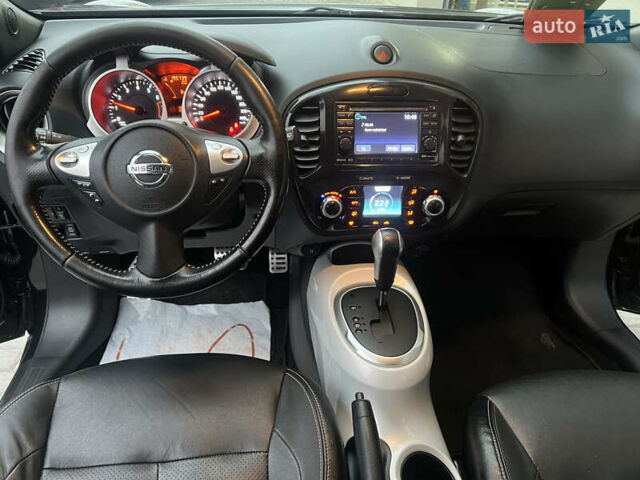 Черный Ниссан Жук, объемом двигателя 1.6 л и пробегом 190 тыс. км за 10850 $, фото 39 на Automoto.ua