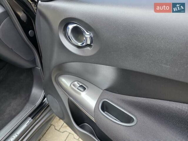 Черный Ниссан Жук, объемом двигателя 1.6 л и пробегом 105 тыс. км за 9499 $, фото 86 на Automoto.ua