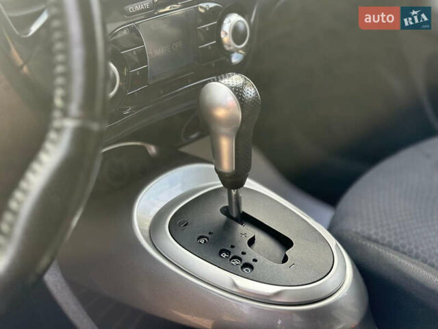 Черный Ниссан Жук, объемом двигателя 1.6 л и пробегом 145 тыс. км за 10600 $, фото 18 на Automoto.ua