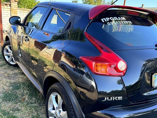 Черный Ниссан Жук, объемом двигателя 1.5 л и пробегом 245 тыс. км за 9700 $, фото 5 на Automoto.ua