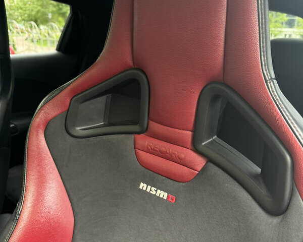 Чорний Ніссан Жук, об'ємом двигуна 1.62 л та пробігом 176 тис. км за 12000 $, фото 3 на Automoto.ua