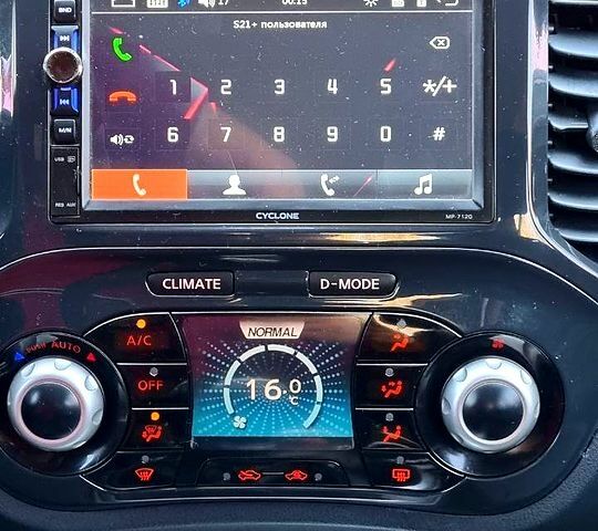 Черный Ниссан Жук, объемом двигателя 1.5 л и пробегом 245 тыс. км за 9700 $, фото 10 на Automoto.ua