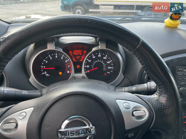 Черный Ниссан Жук, объемом двигателя 1.62 л и пробегом 150 тыс. км за 9750 $, фото 12 на Automoto.ua
