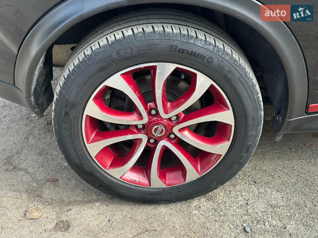 Черный Ниссан Жук, объемом двигателя 1.6 л и пробегом 145 тыс. км за 10600 $, фото 32 на Automoto.ua