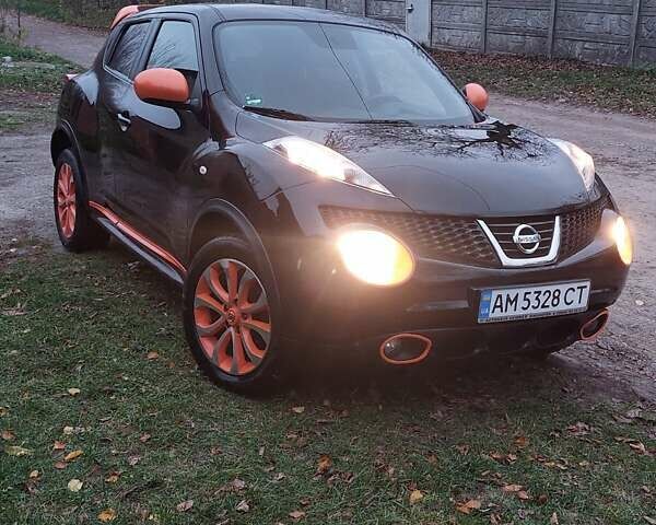 Черный Ниссан Жук, объемом двигателя 1.46 л и пробегом 146 тыс. км за 10700 $, фото 4 на Automoto.ua