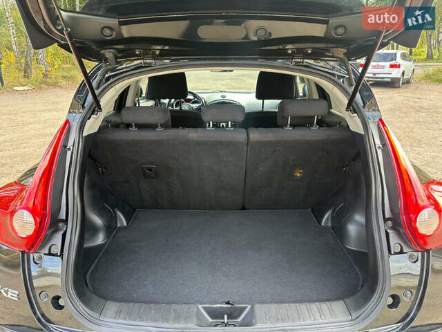 Черный Ниссан Жук, объемом двигателя 1.6 л и пробегом 145 тыс. км за 10600 $, фото 33 на Automoto.ua