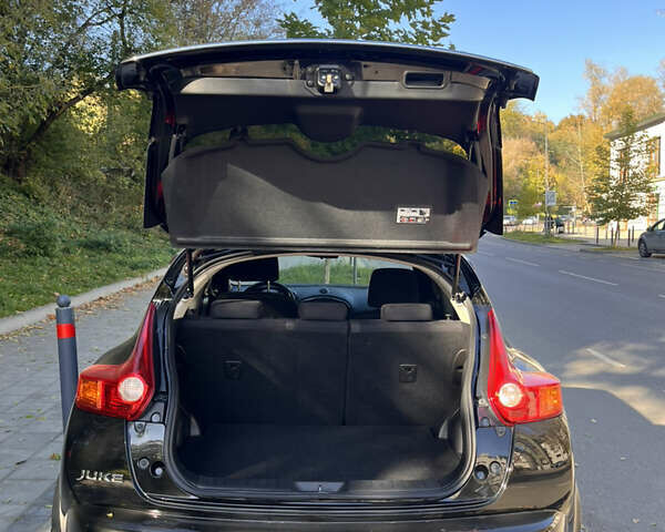 Чорний Ніссан Жук, об'ємом двигуна 1.6 л та пробігом 98 тис. км за 10500 $, фото 5 на Automoto.ua