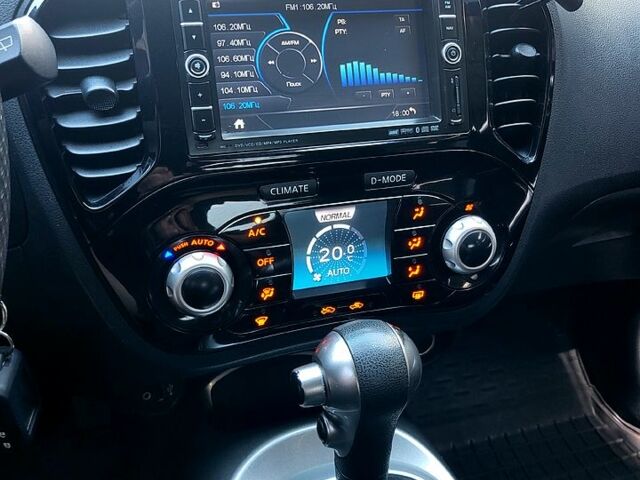 Чорний Ніссан Жук, об'ємом двигуна 1.6 л та пробігом 170 тис. км за 10500 $, фото 3 на Automoto.ua