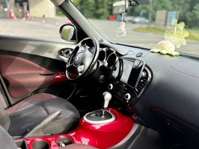 Черный Ниссан Жук, объемом двигателя 1.6 л и пробегом 184 тыс. км за 10500 $, фото 8 на Automoto.ua