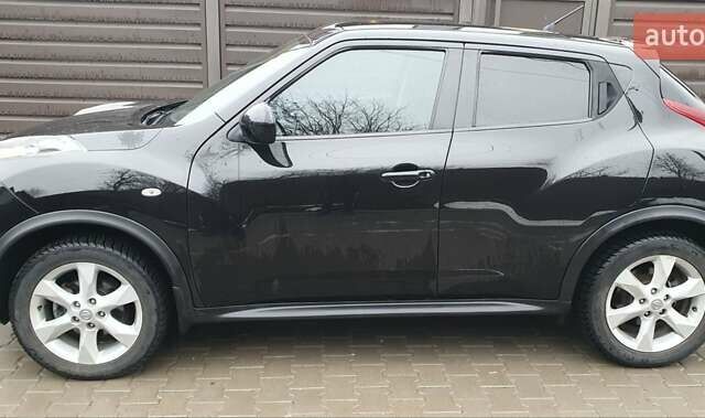 Черный Ниссан Жук, объемом двигателя 1.6 л и пробегом 108 тыс. км за 12500 $, фото 2 на Automoto.ua