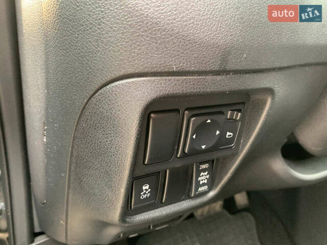 Черный Ниссан Жук, объемом двигателя 1.6 л и пробегом 100 тыс. км за 13390 $, фото 37 на Automoto.ua