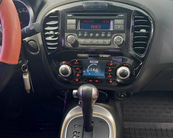 Черный Ниссан Жук, объемом двигателя 1.6 л и пробегом 101 тыс. км за 10500 $, фото 14 на Automoto.ua