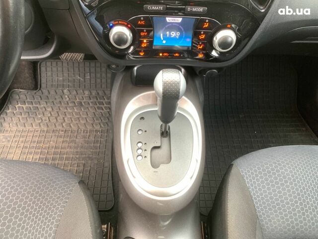 Черный Ниссан Жук, объемом двигателя 1.6 л и пробегом 100 тыс. км за 13590 $, фото 33 на Automoto.ua