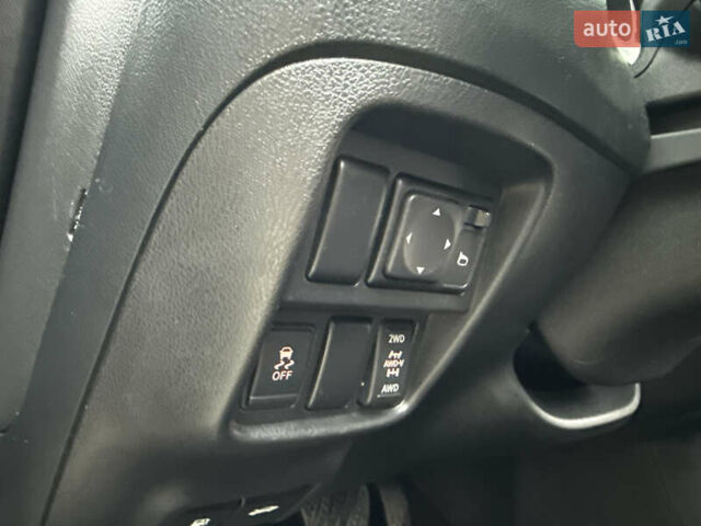 Черный Ниссан Жук, объемом двигателя 1.6 л и пробегом 133 тыс. км за 10750 $, фото 61 на Automoto.ua