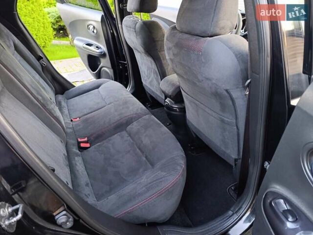 Черный Ниссан Жук, объемом двигателя 1.6 л и пробегом 105 тыс. км за 11200 $, фото 16 на Automoto.ua